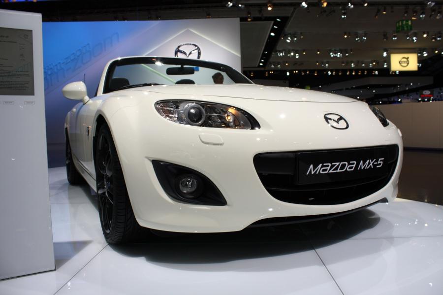  Mazda MX-5 2009 года  (фото 16 из 61)